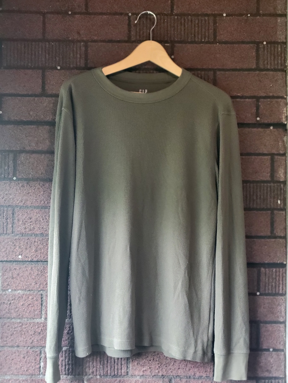 GAP Long-Sleeve Waffle Thermal Shirt